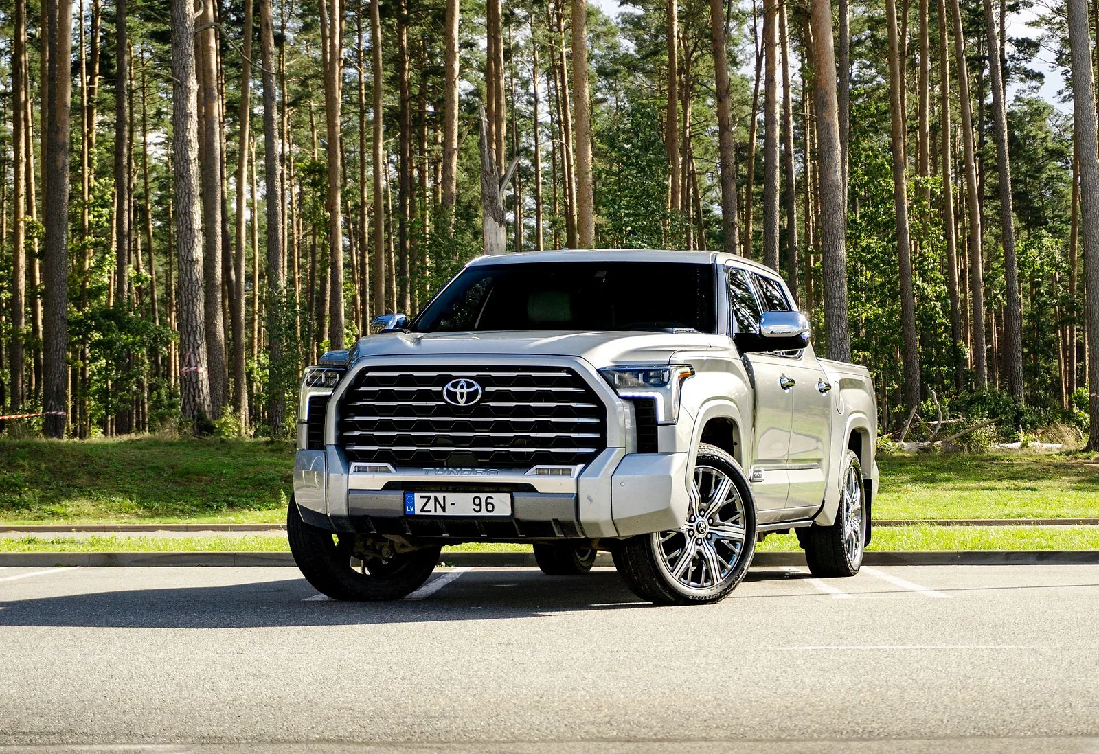 Toyota TUNDRA, 2022. gads