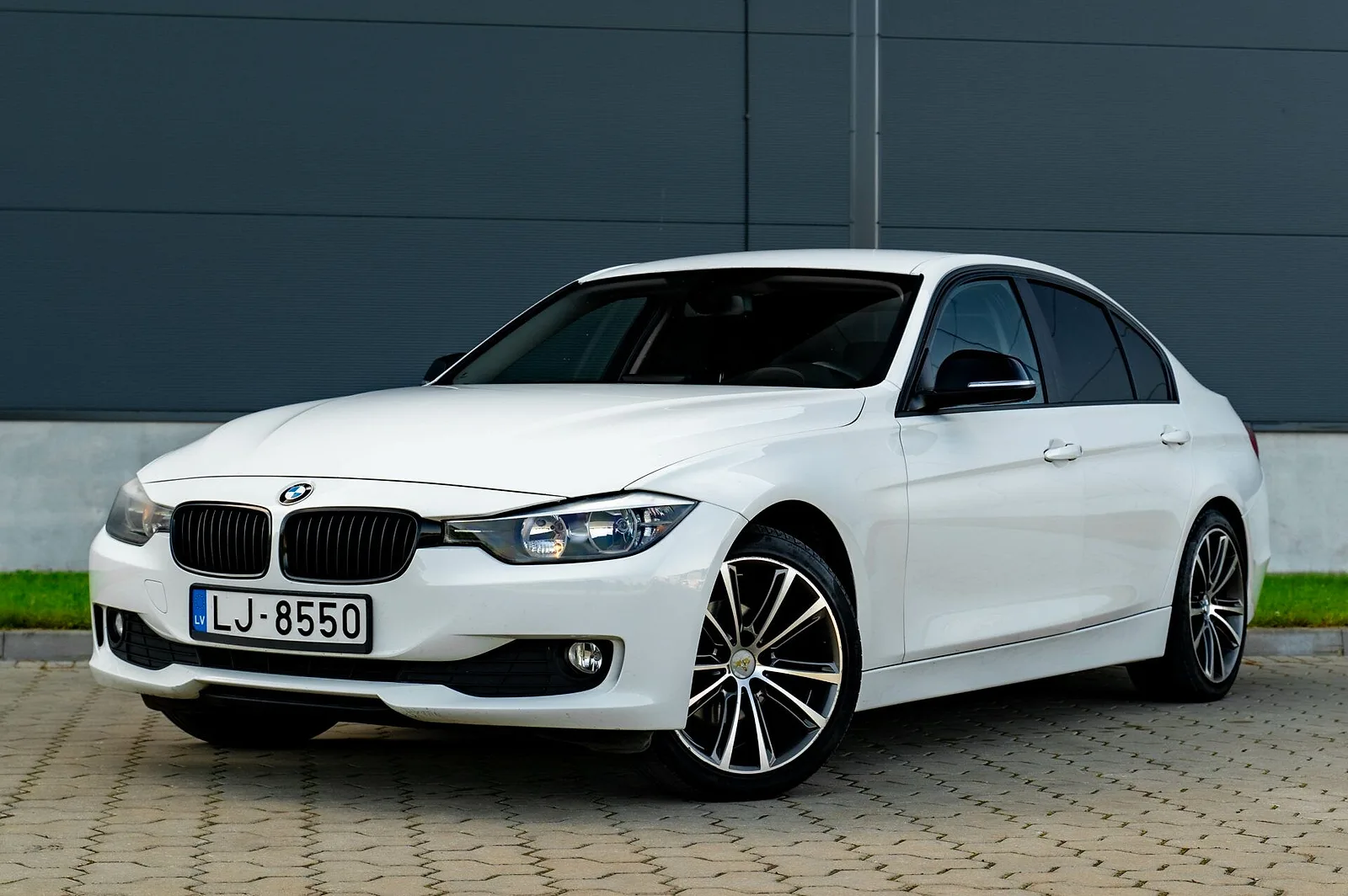 BMW 316D, 2012. gads