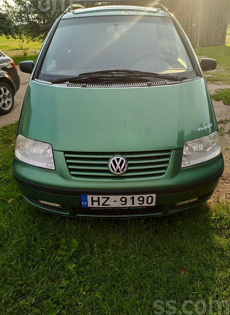 Volkswagen Sharan, 2000. gads