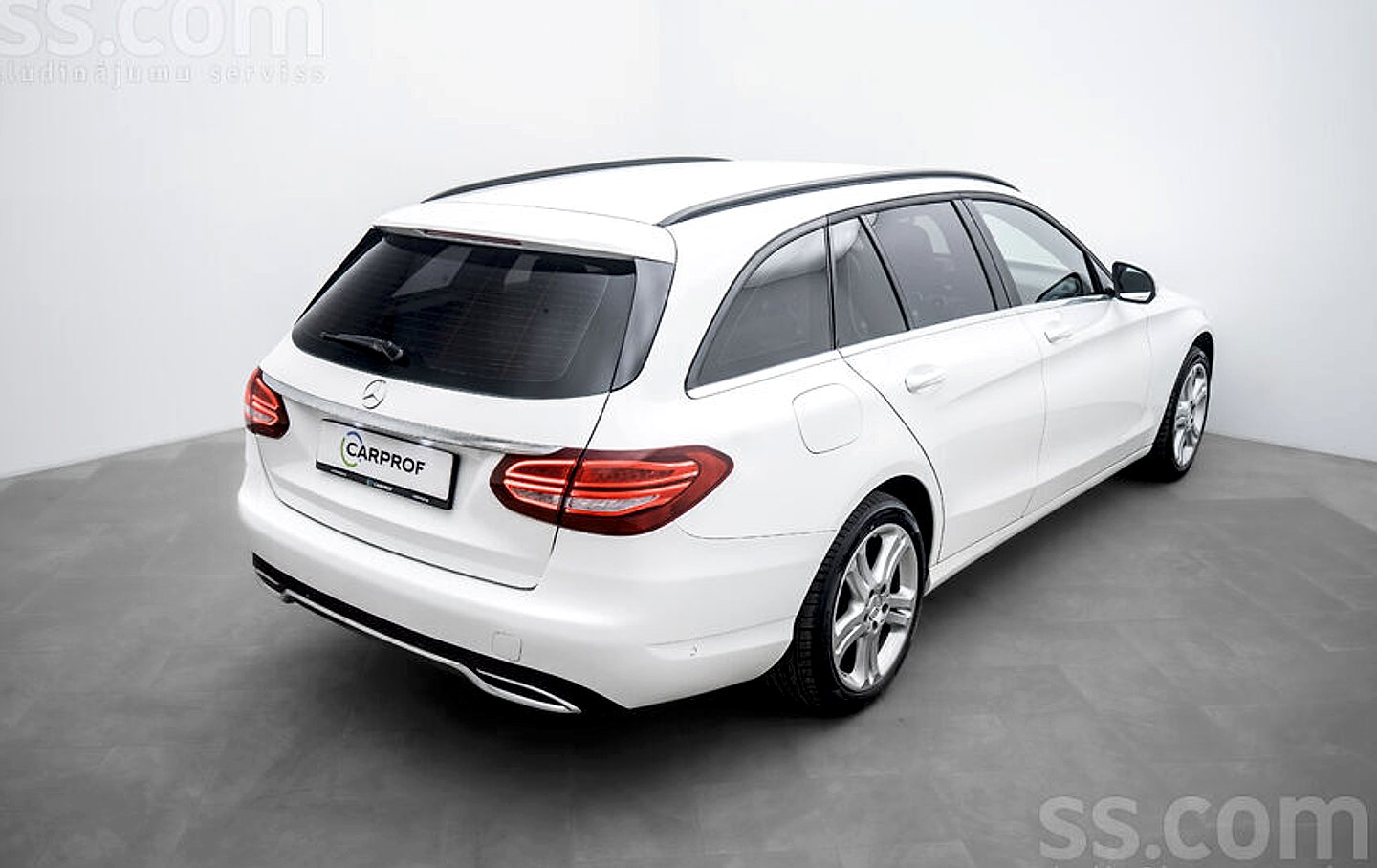 Mercedes-Benz C220 — foto 4