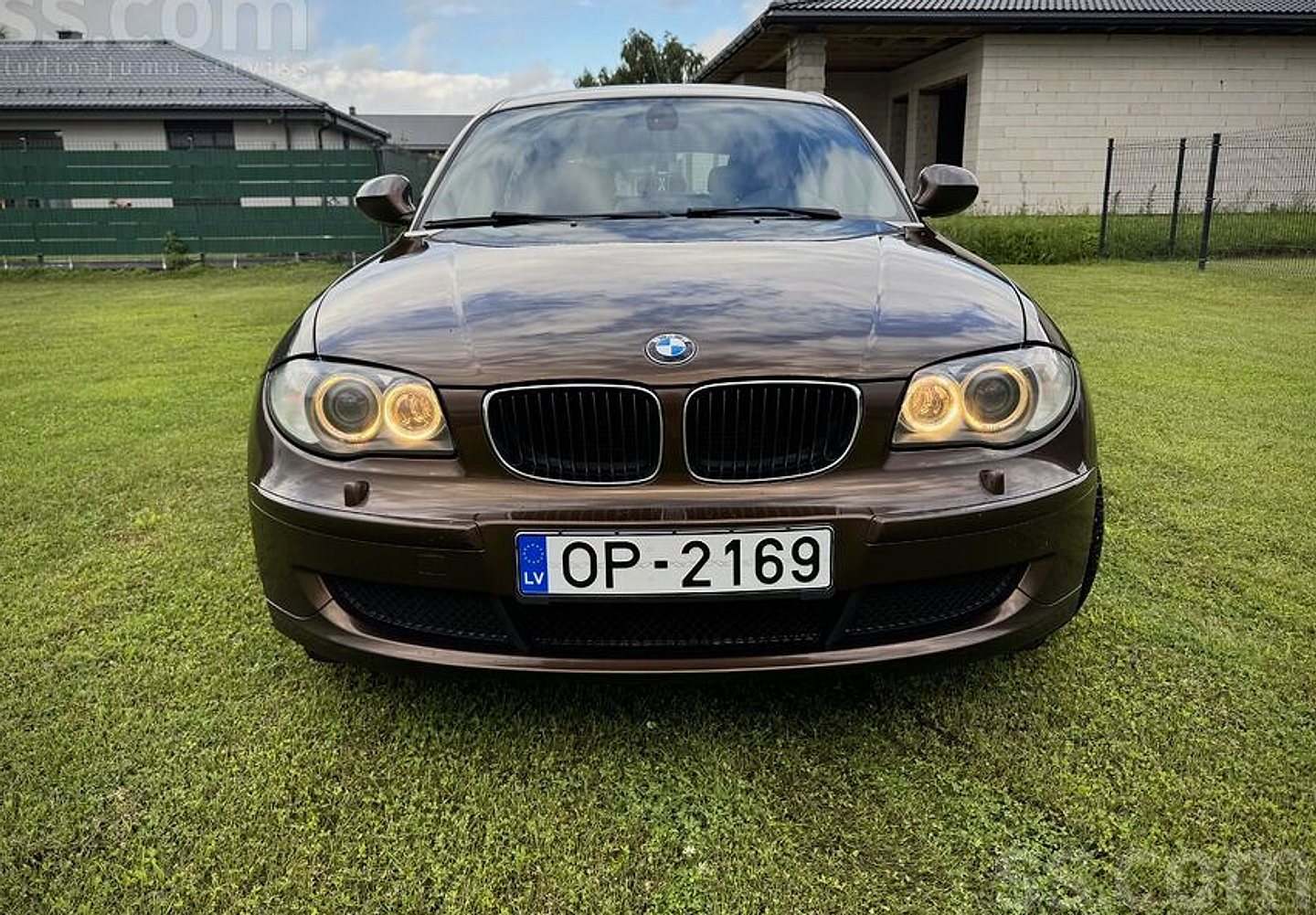 BMW 120 — foto 2