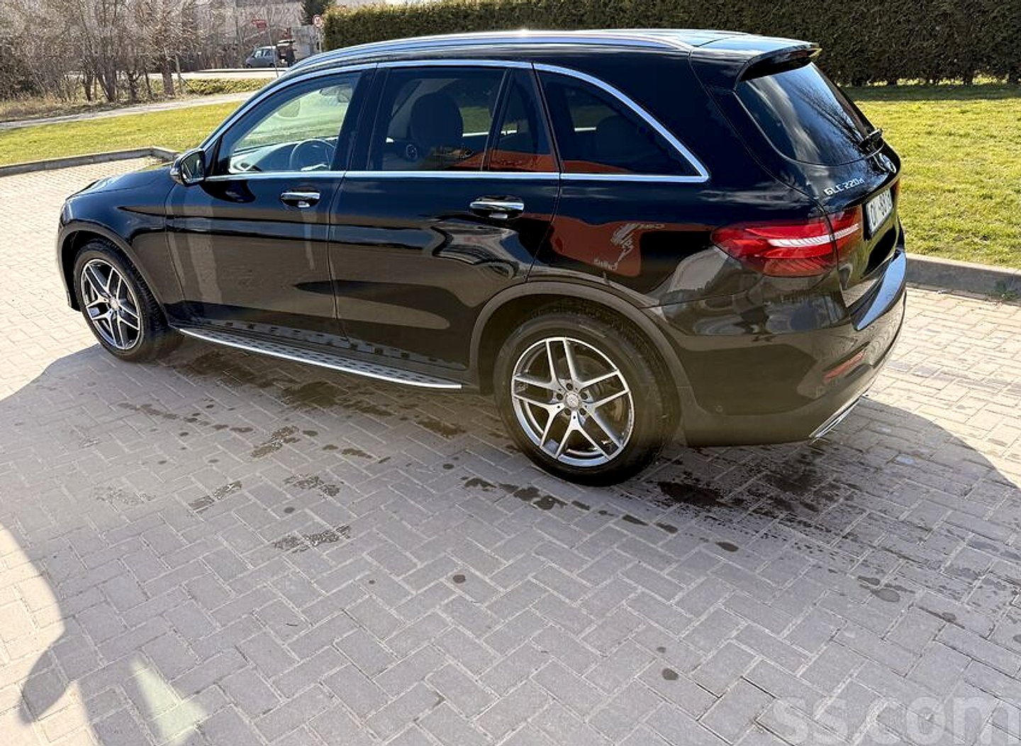 Mercedes-Benz GLC 220 — foto 3