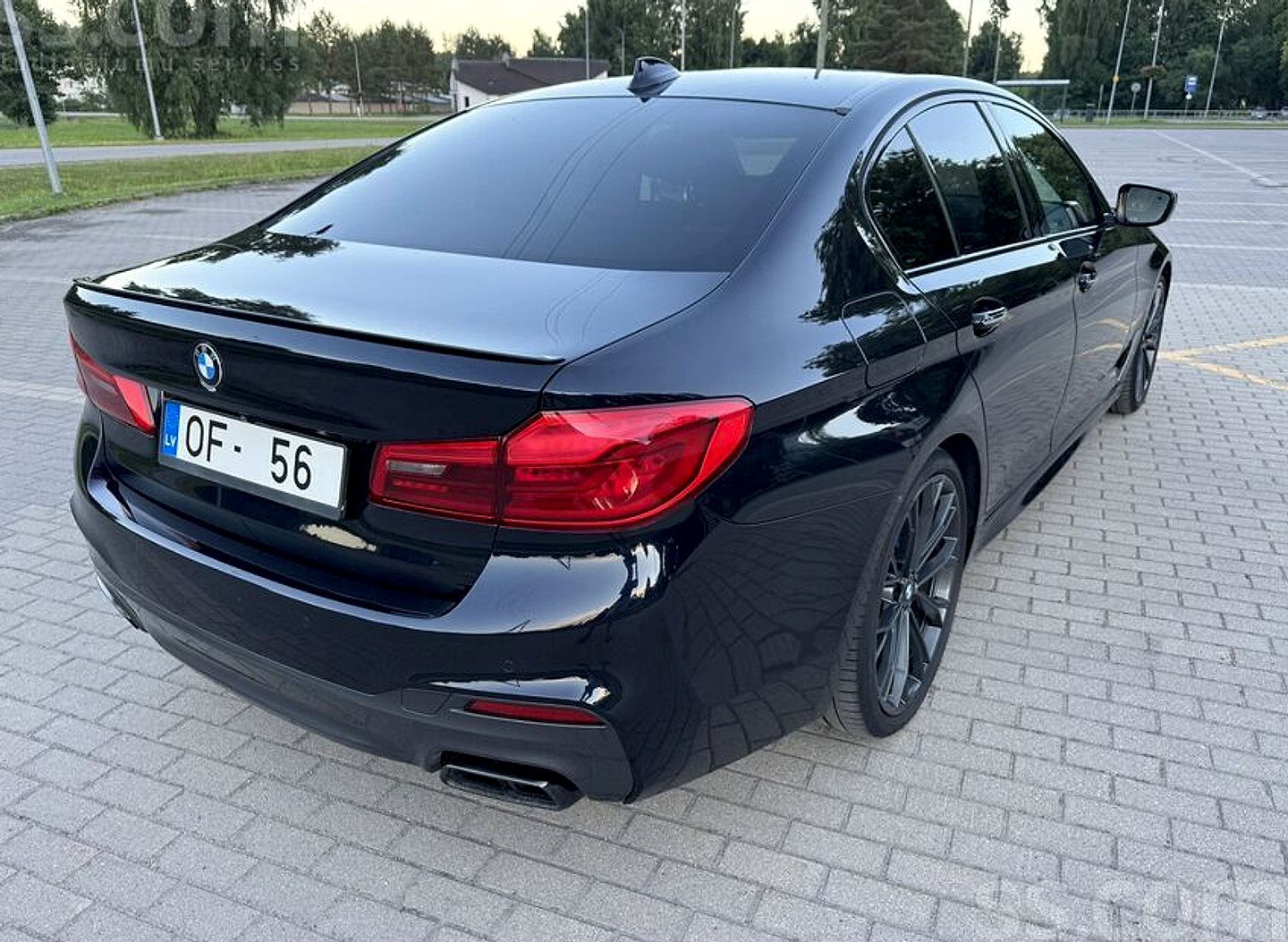 BMW 550 — foto 6
