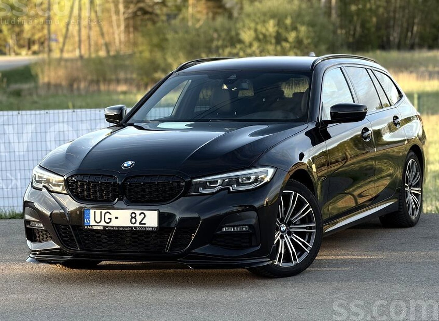 BMW 320 — foto 3