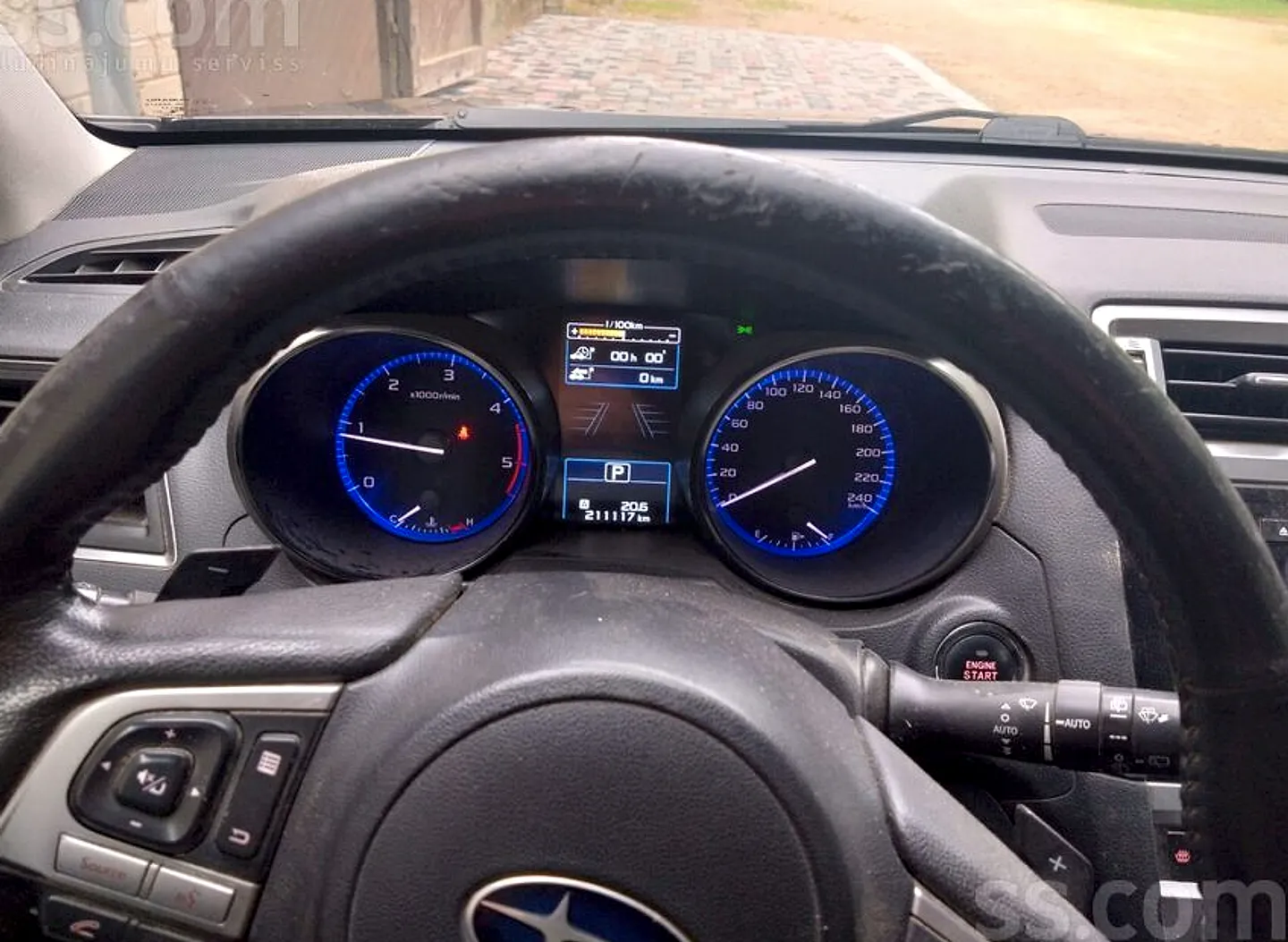 Subaru OUTBACK, 2017. gads