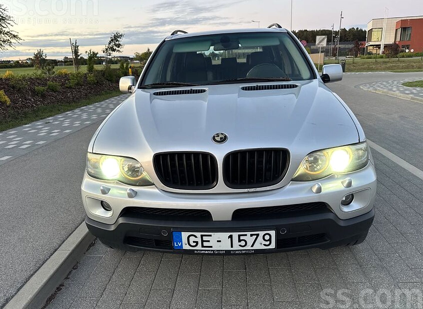 BMW X5 — foto 2