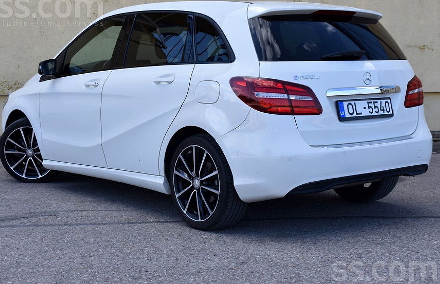 Mercedes-Benz B200 — foto 2