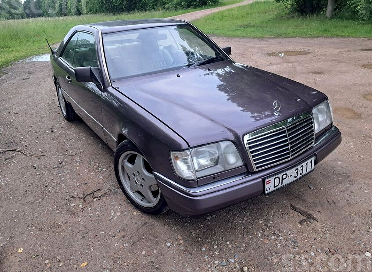 Mercedes-Benz E320 — foto 5