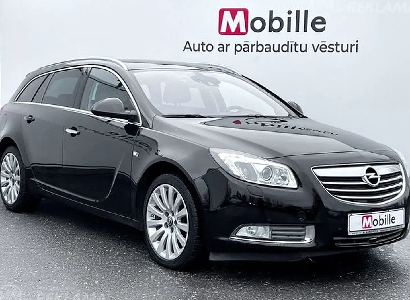 Opel Insignia, 2011. gads