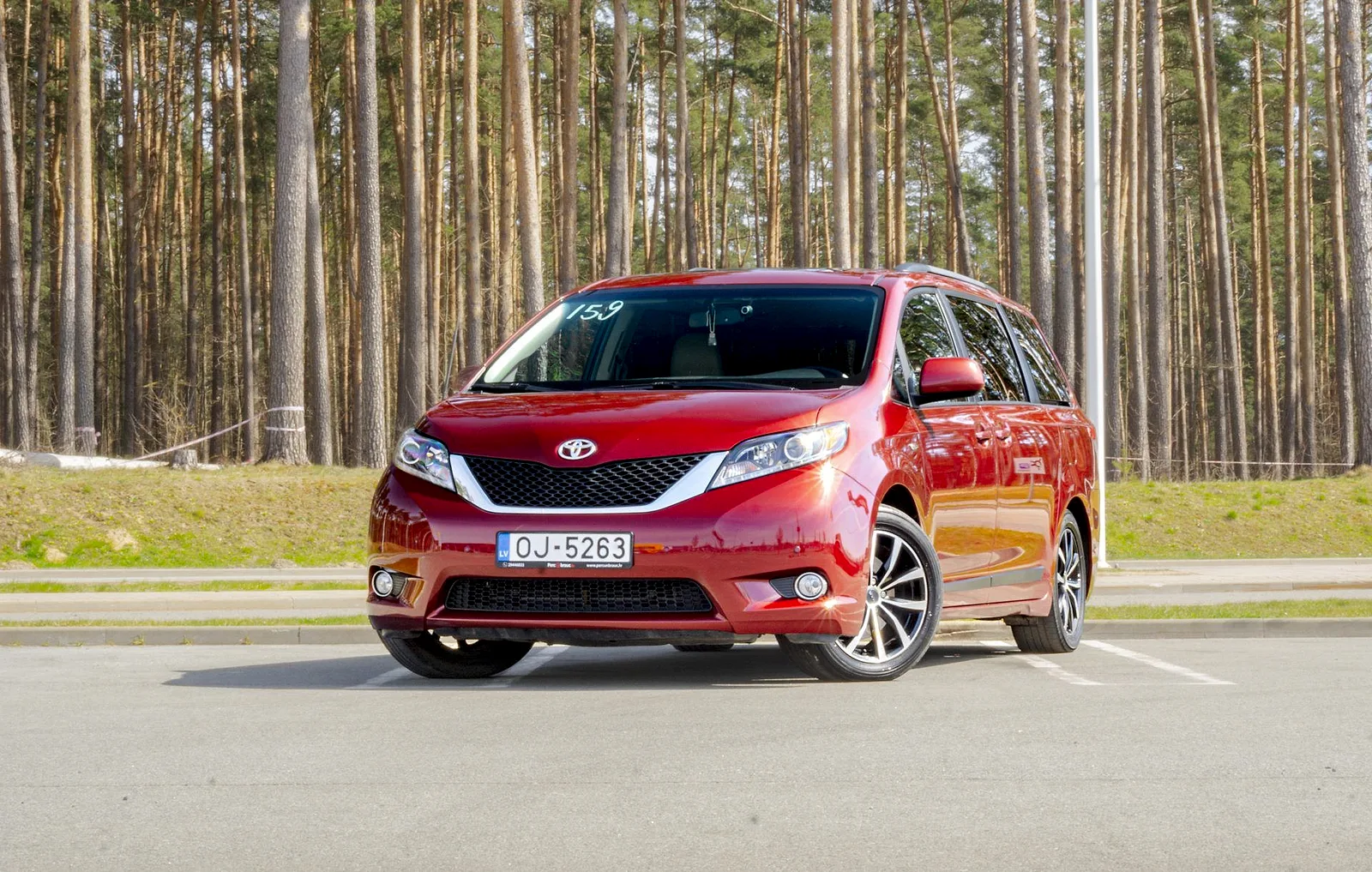Toyota SIENNA, 2013. gads