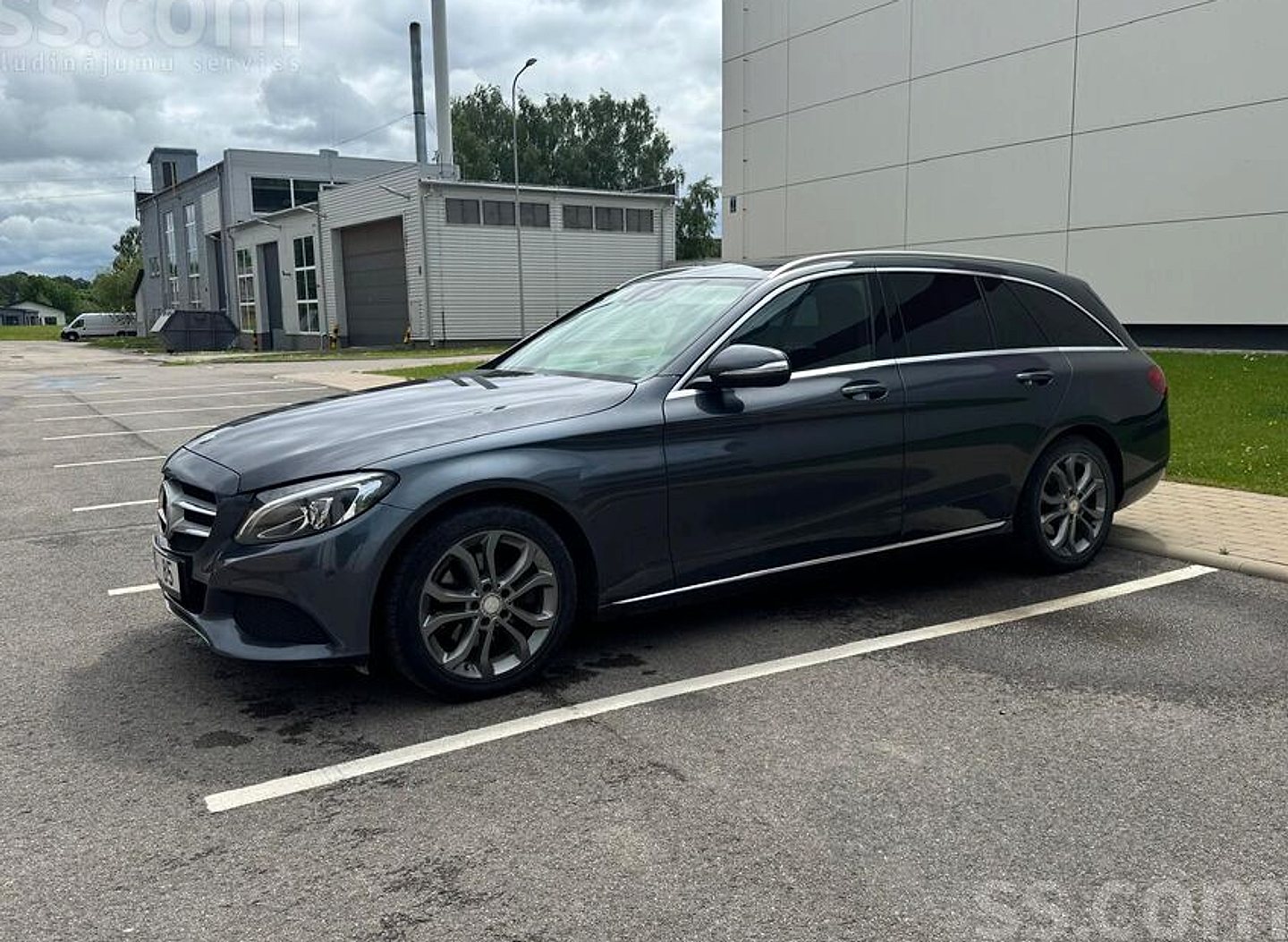 Mercedes-Benz C220 — foto 3