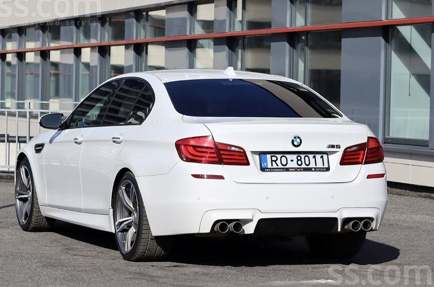 BMW M5 — foto 3