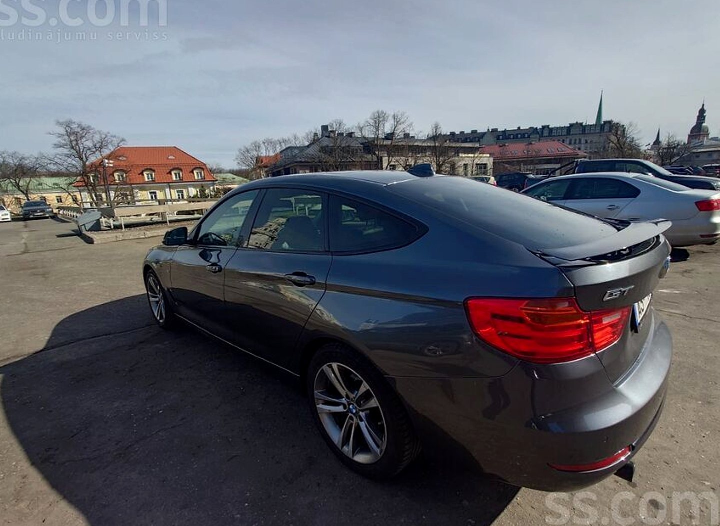 BMW 318 — foto 2