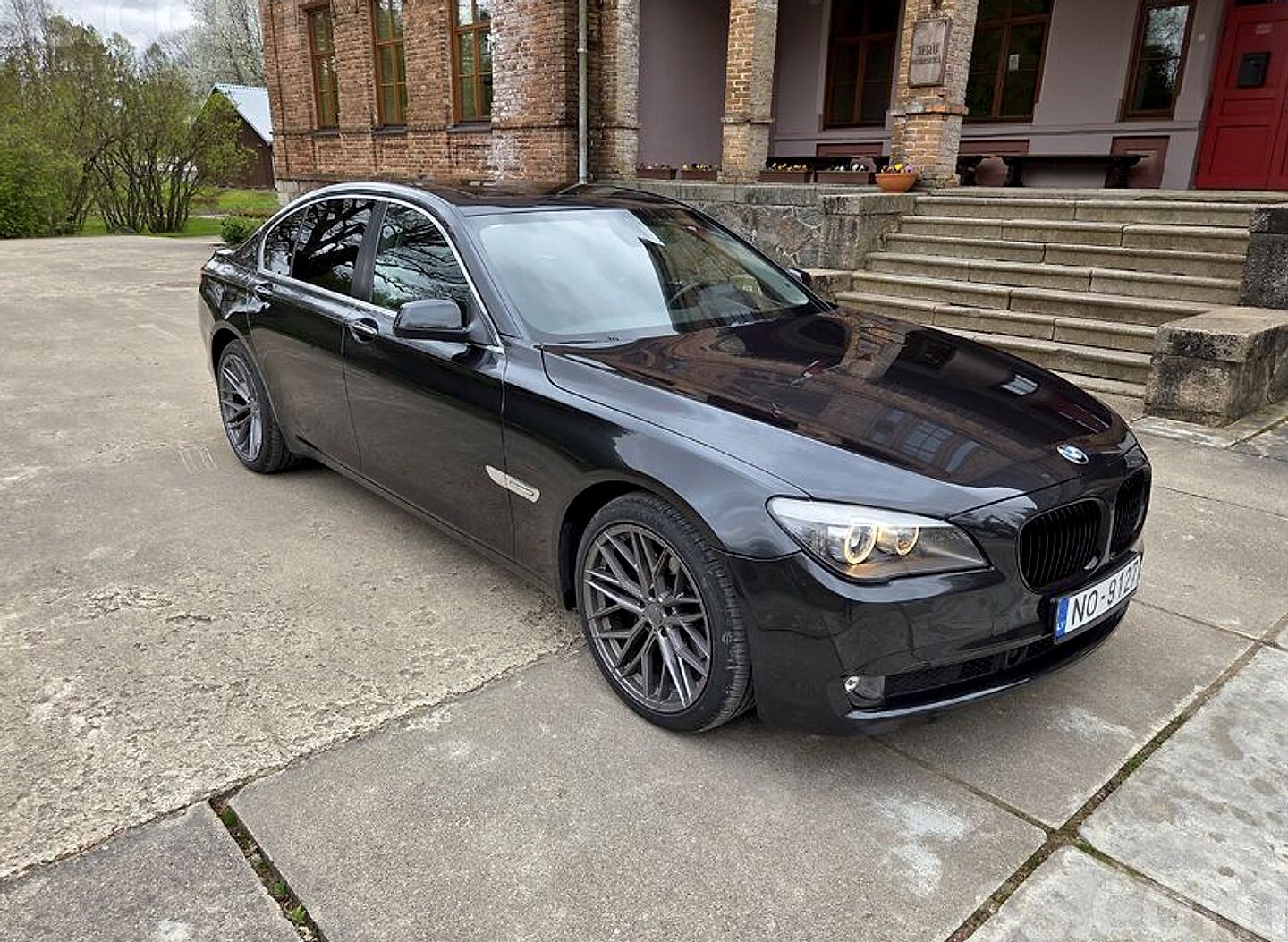 BMW 730 — foto 2