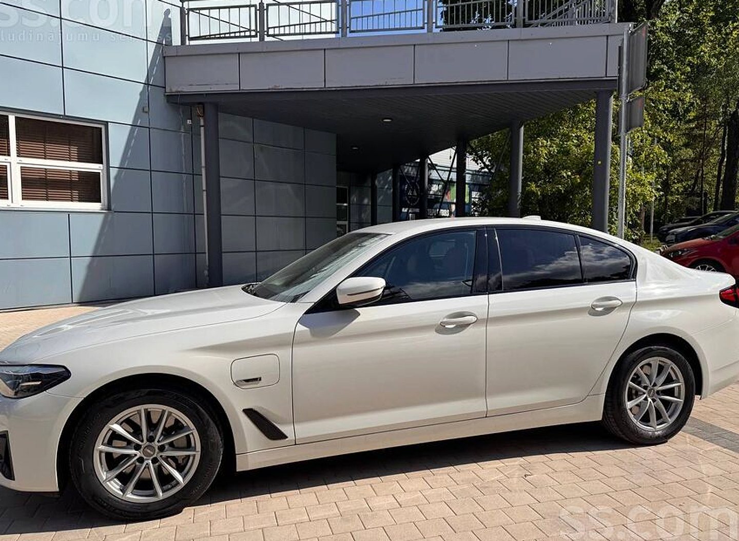 BMW 530 — foto 3