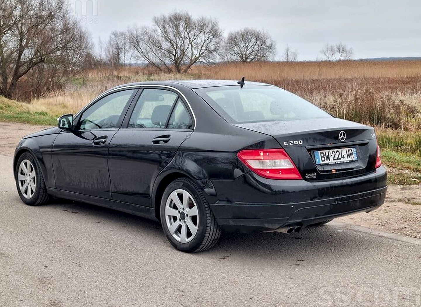Mercedes-Benz C200 — foto 2