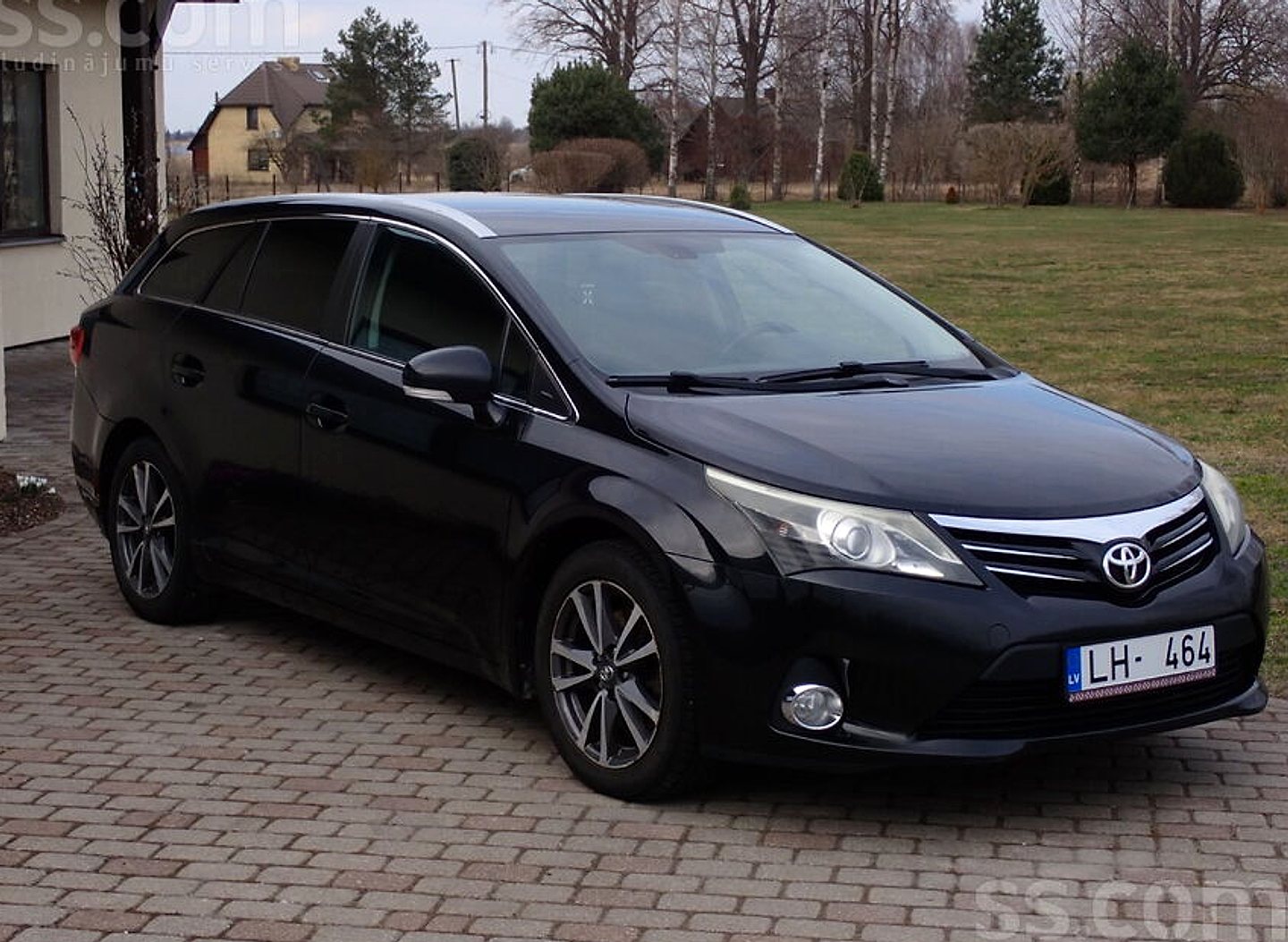Toyota Avensis, 2012. gads