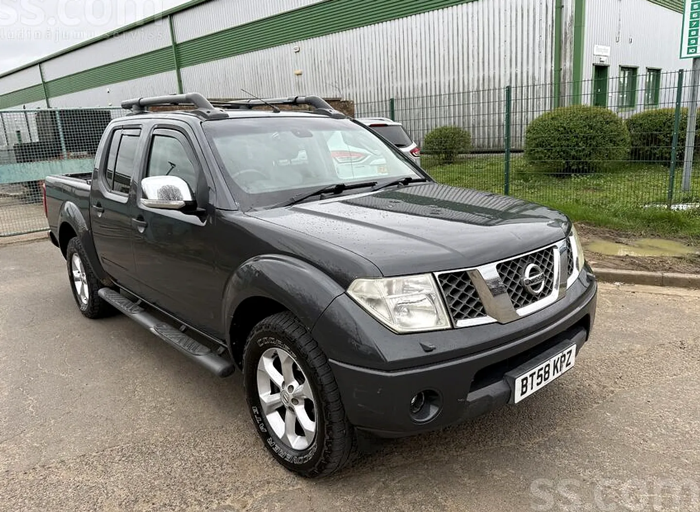 Nissan Navara, 2009. gads