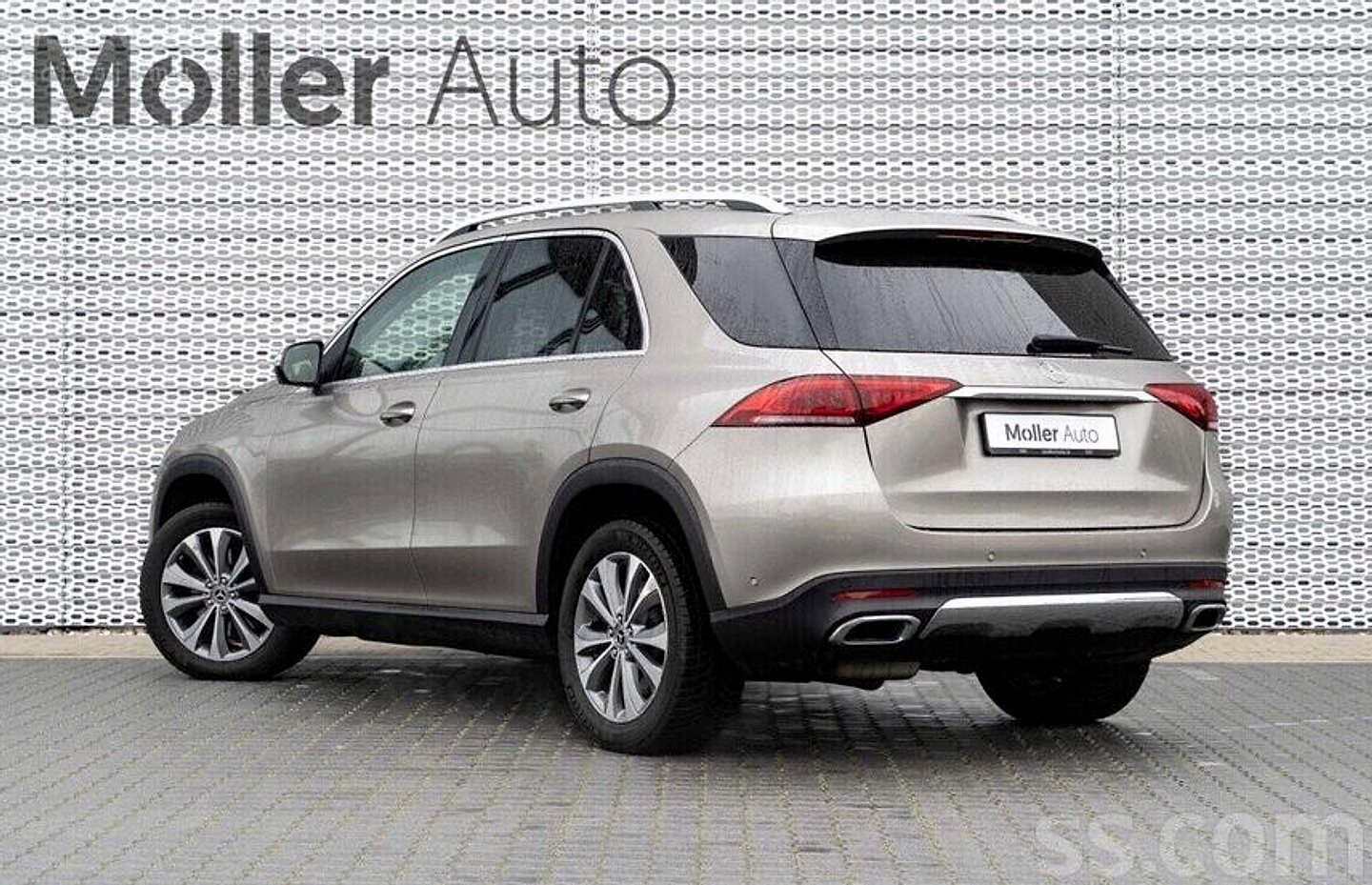 Mercedes-Benz GLE 400 — foto 4