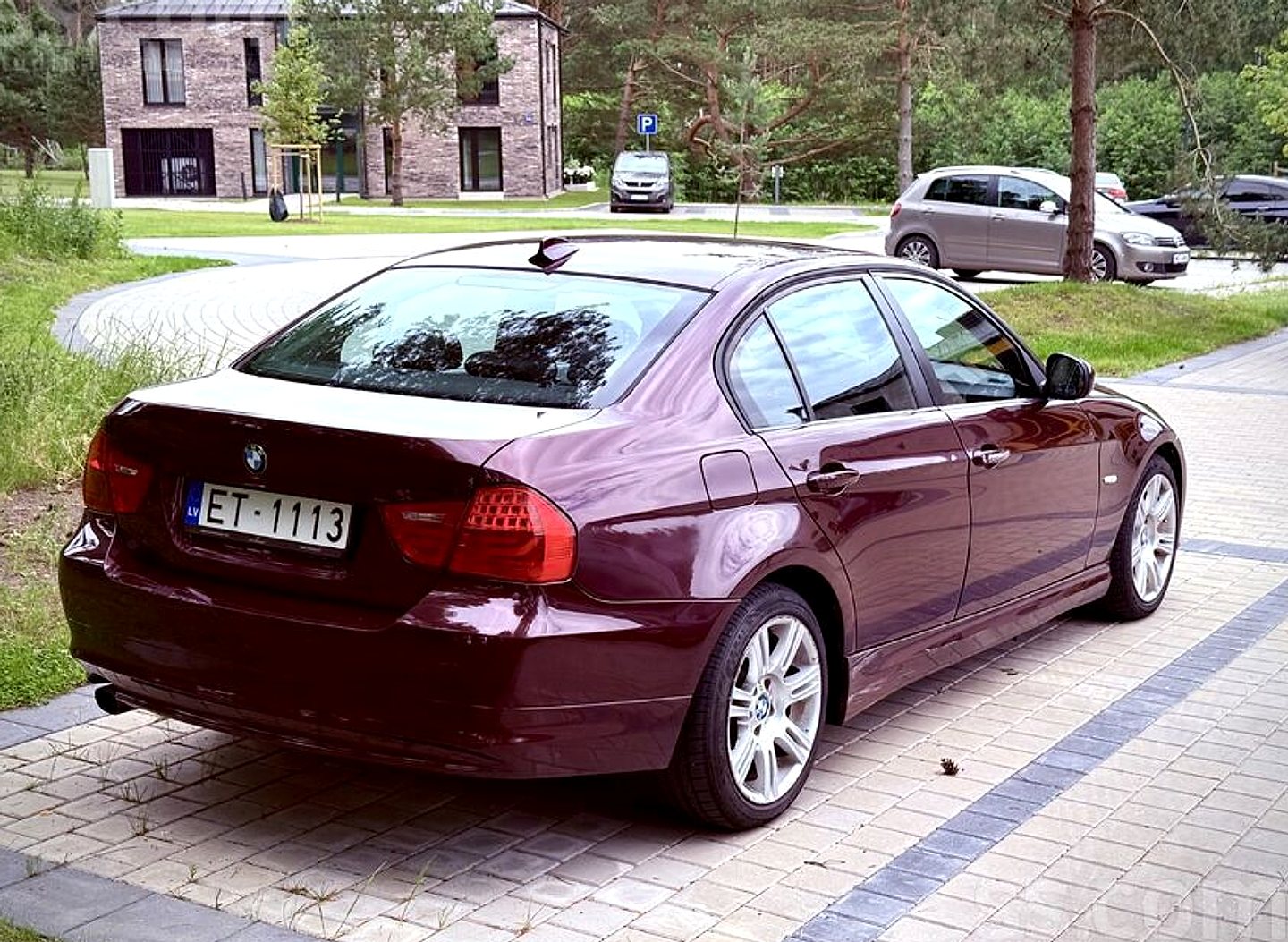 BMW 320 — foto 6