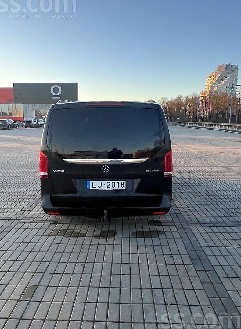Mercedes-Benz V250 — foto 6