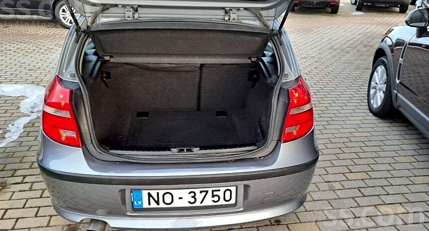 BMW 118 — foto 4