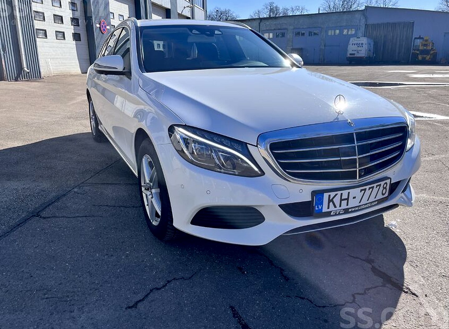 Mercedes-Benz C220 — foto 5
