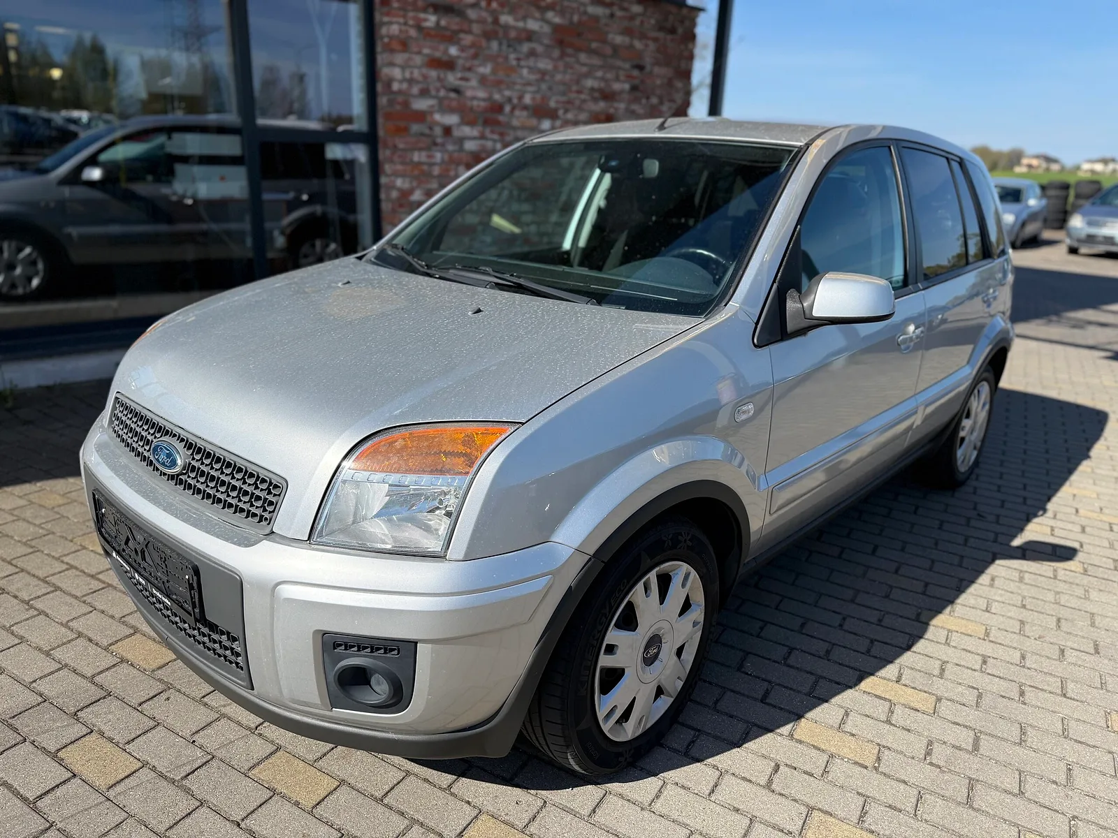 Ford Nav pieejams, 2008. gads