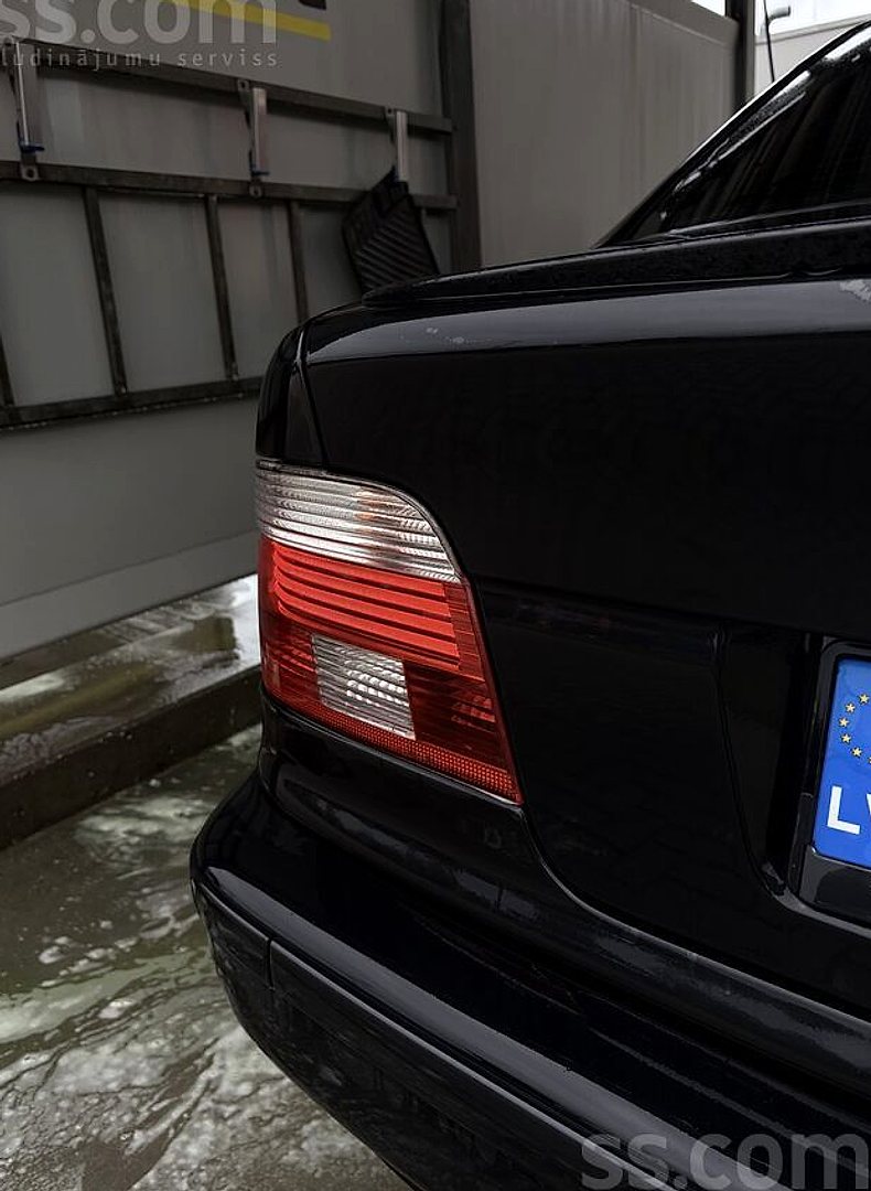 BMW 530 — foto 2