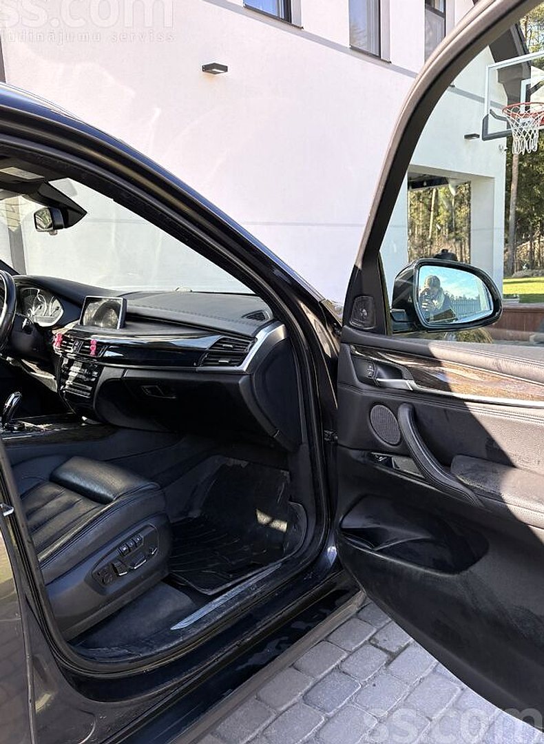 BMW X5 — foto 4