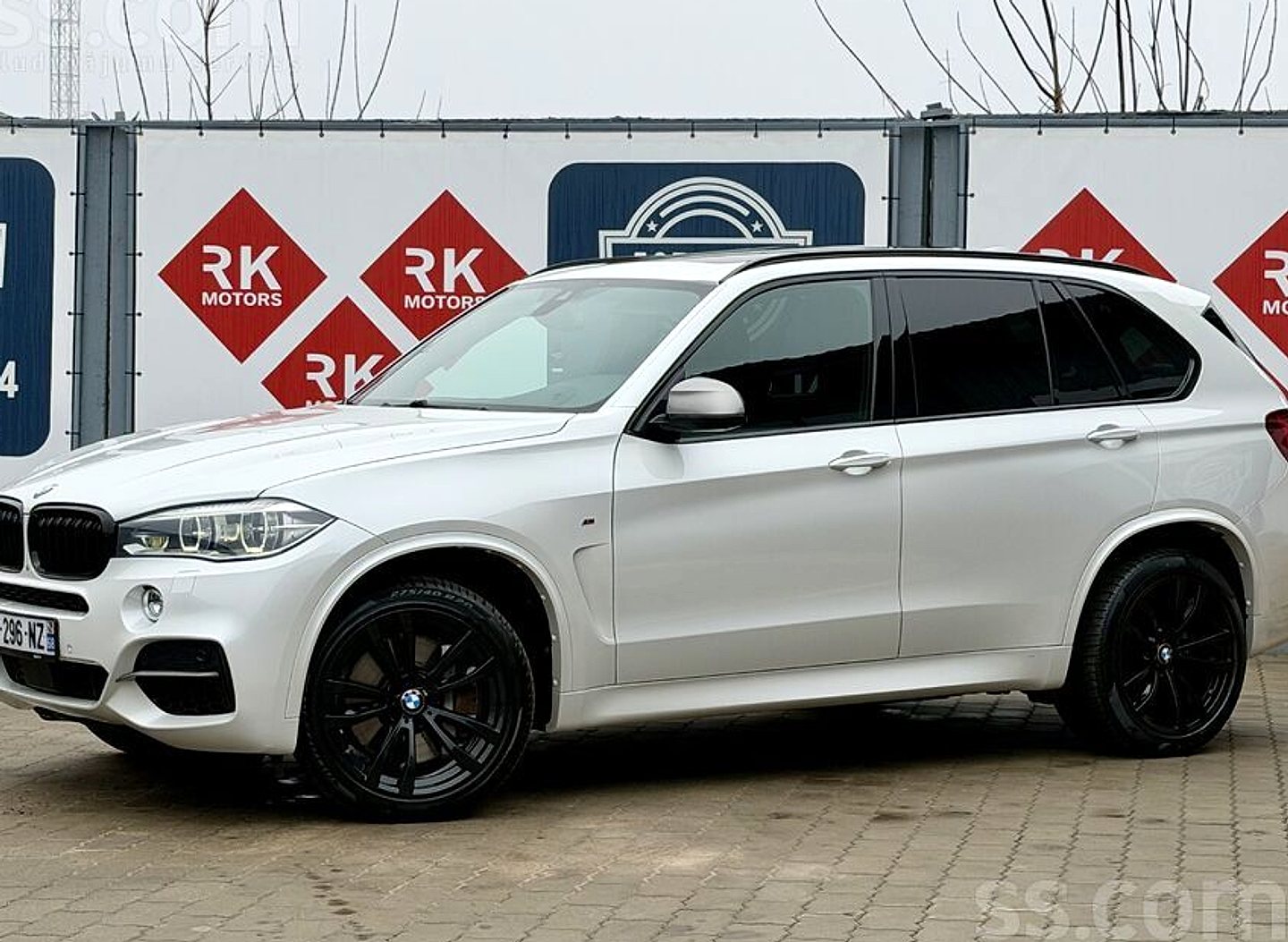 BMW X5 — foto 6