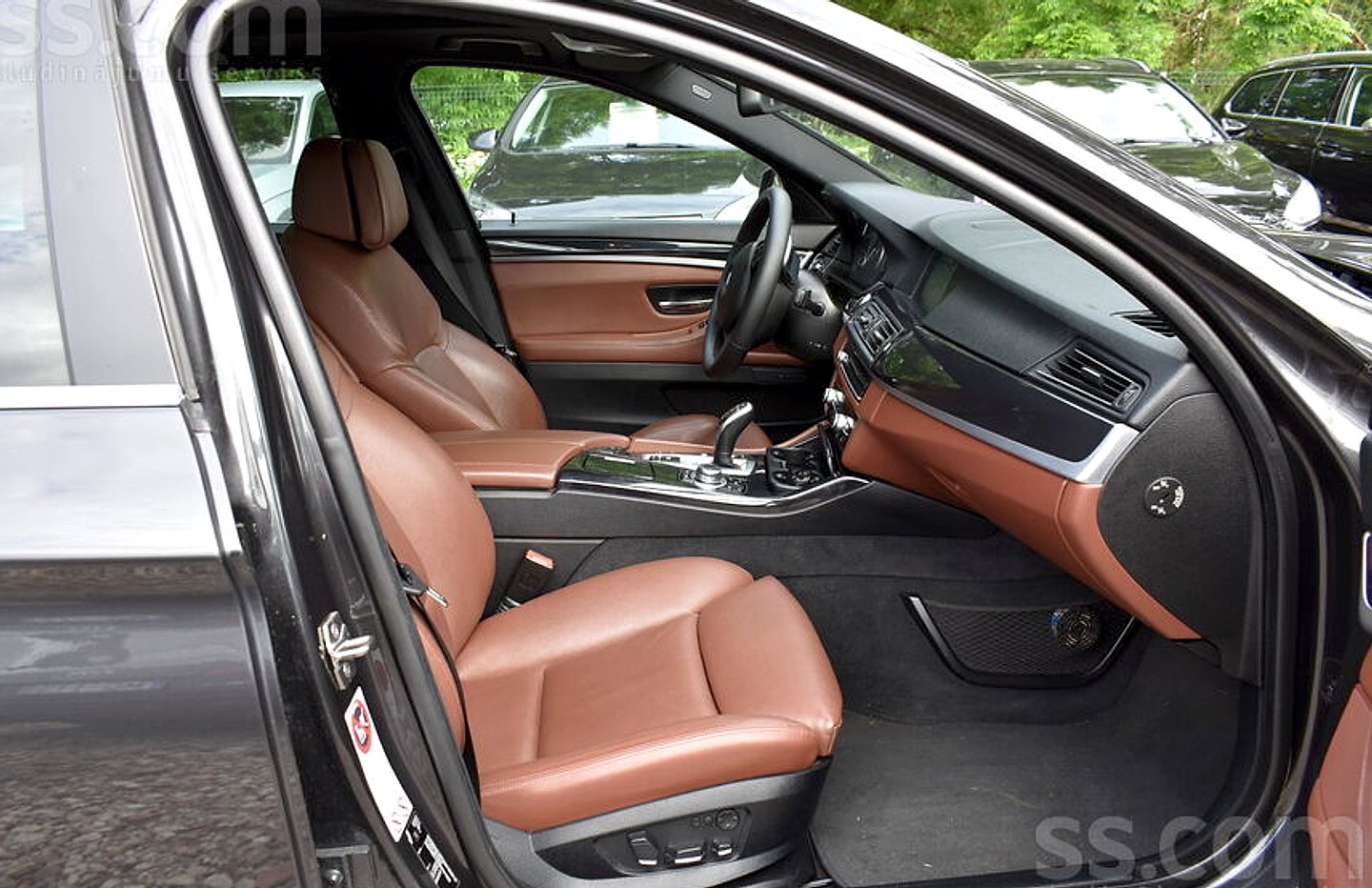 BMW 525 — foto 5