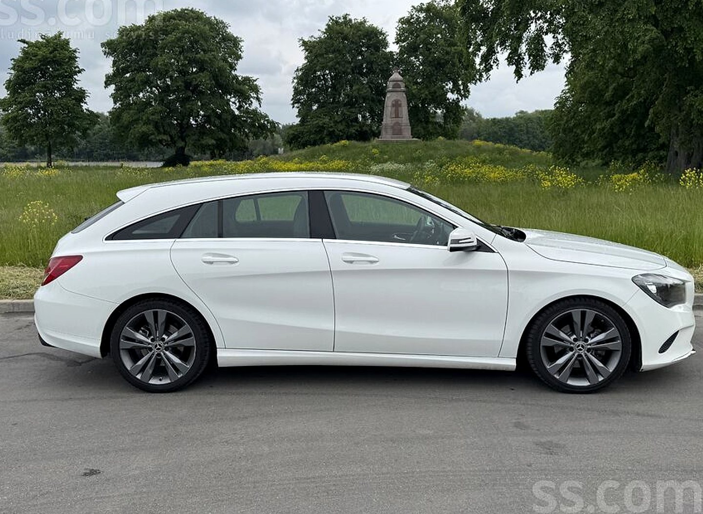 Mercedes-Benz CLA180 — foto 5
