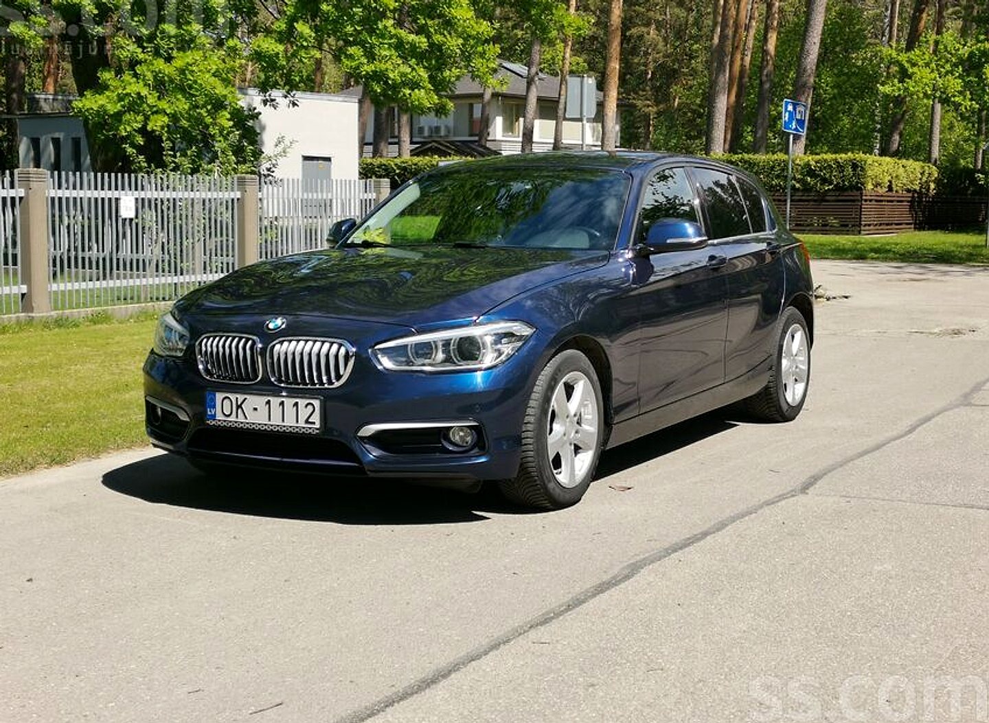 BMW 118 — foto 4