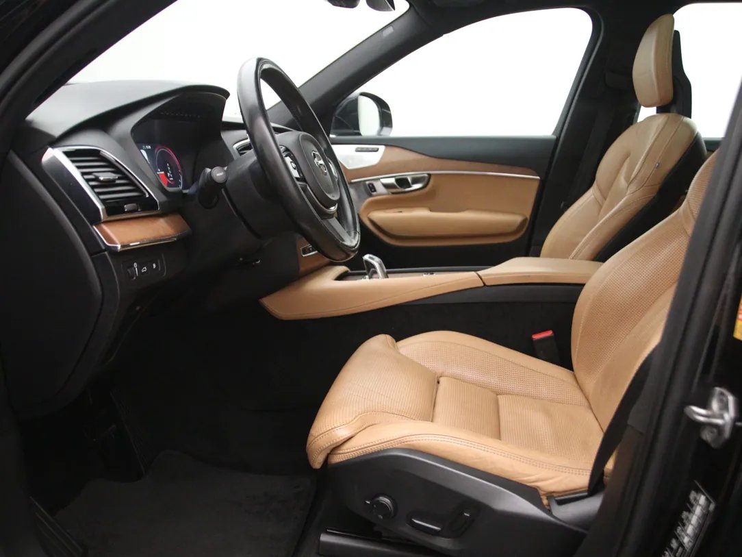 Volvo Xc90 — foto 5