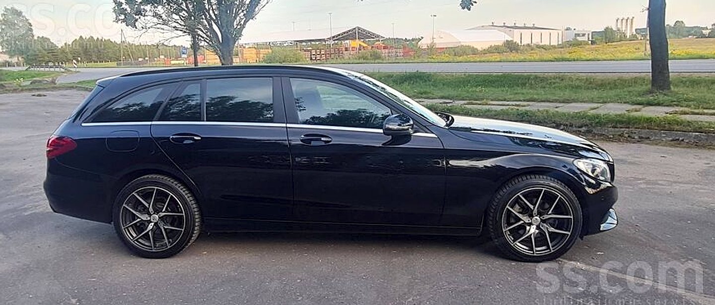 Mercedes-Benz C220 — foto 3