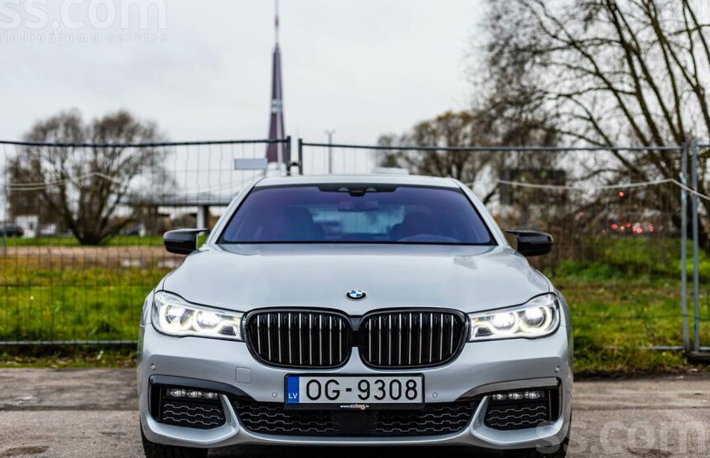 BMW 730 — foto 3