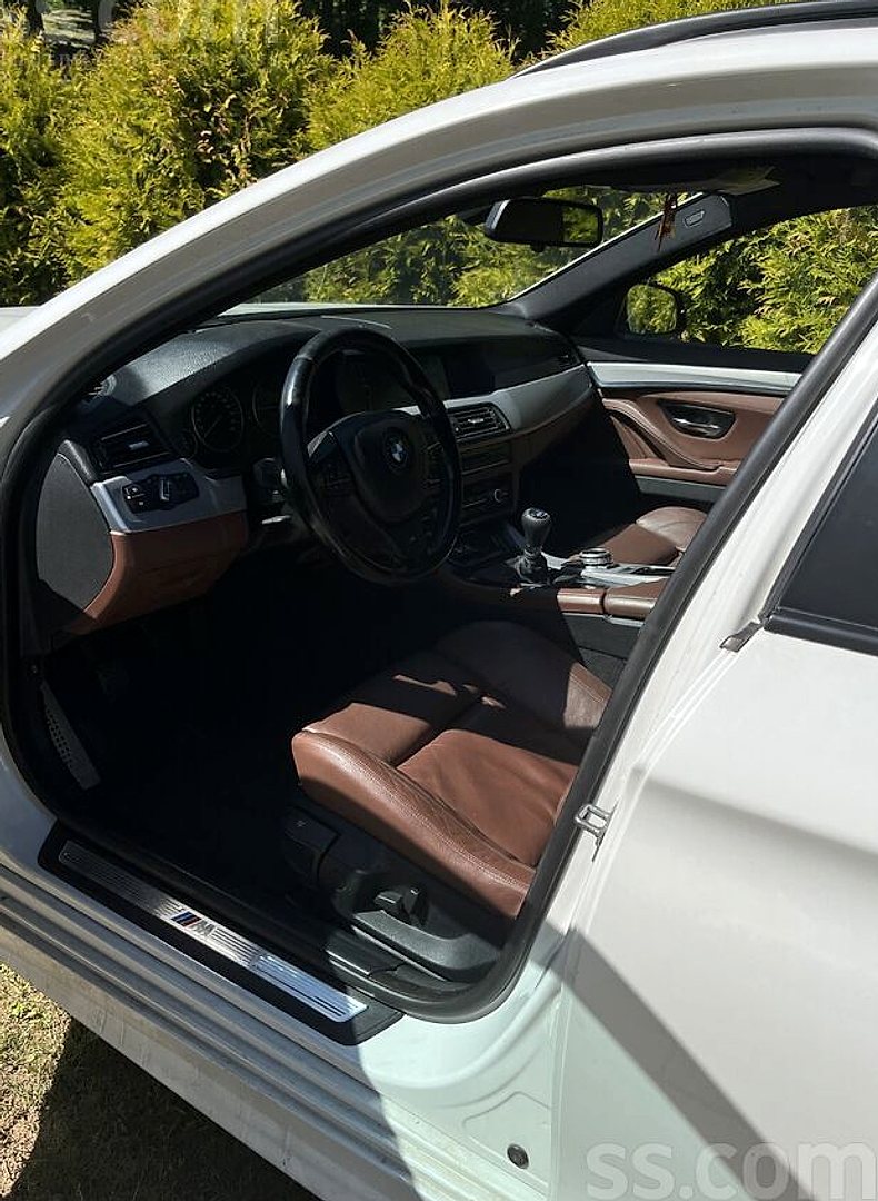 BMW 520 — foto 5