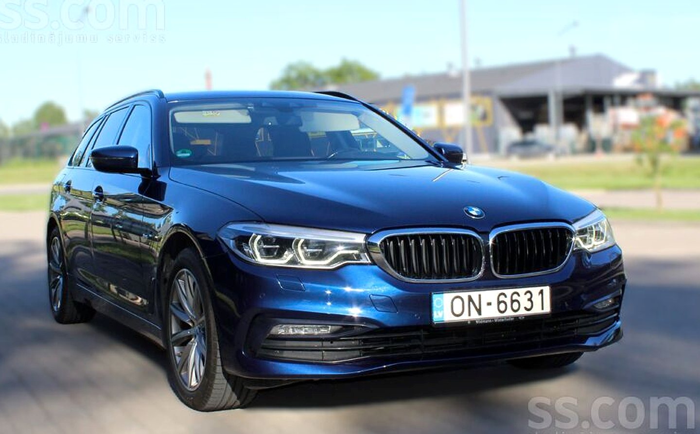 BMW 520 — foto 2
