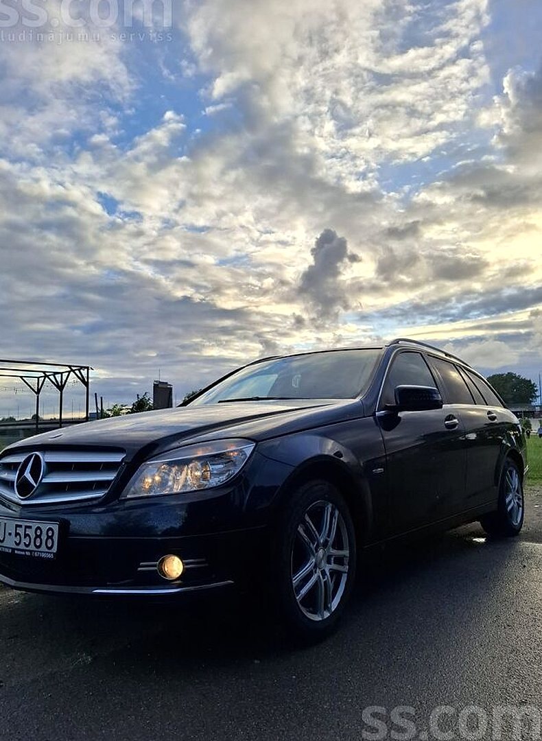 Mercedes-Benz C200 — foto 3