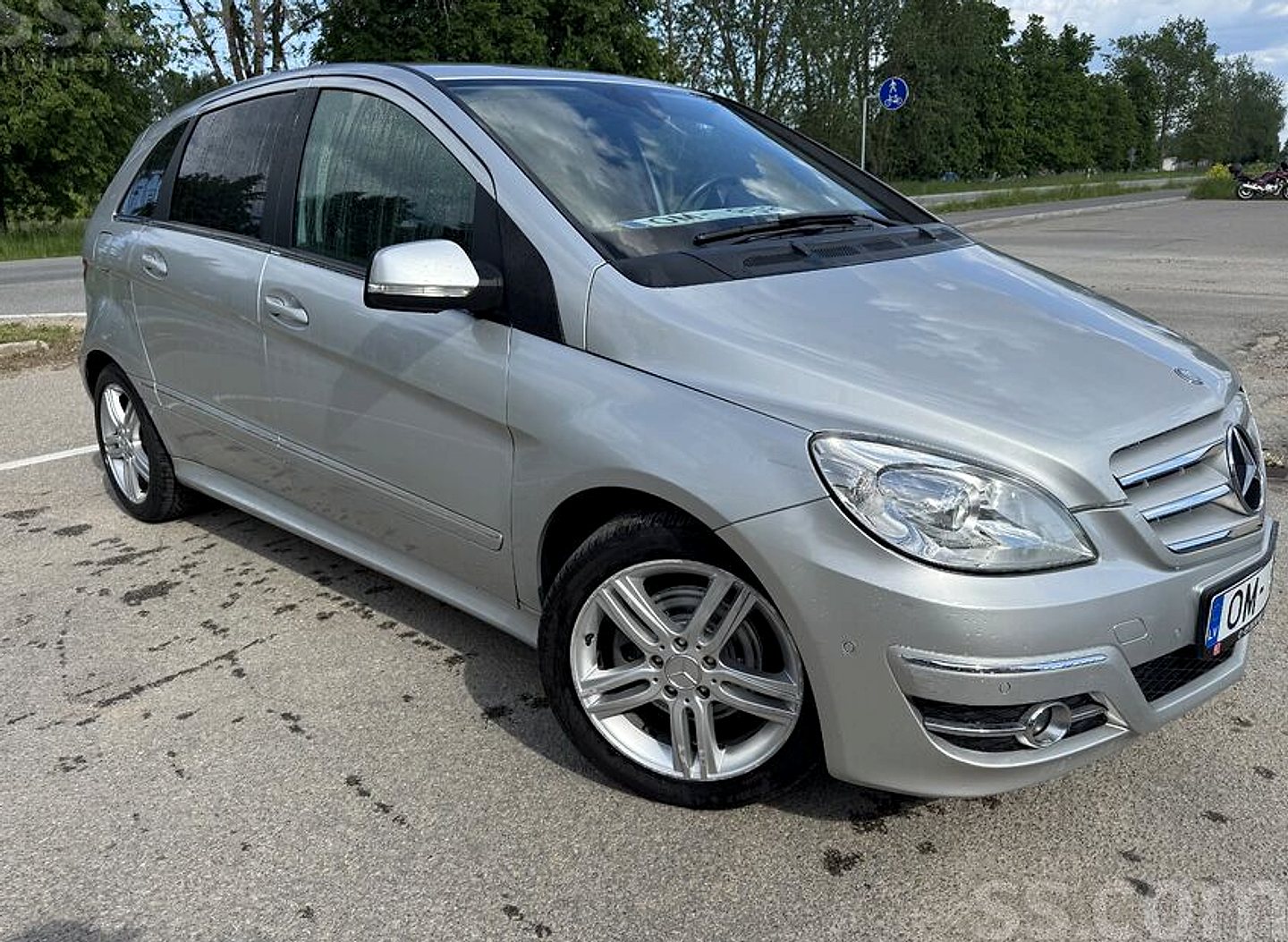 Mercedes-Benz B200 — foto 4
