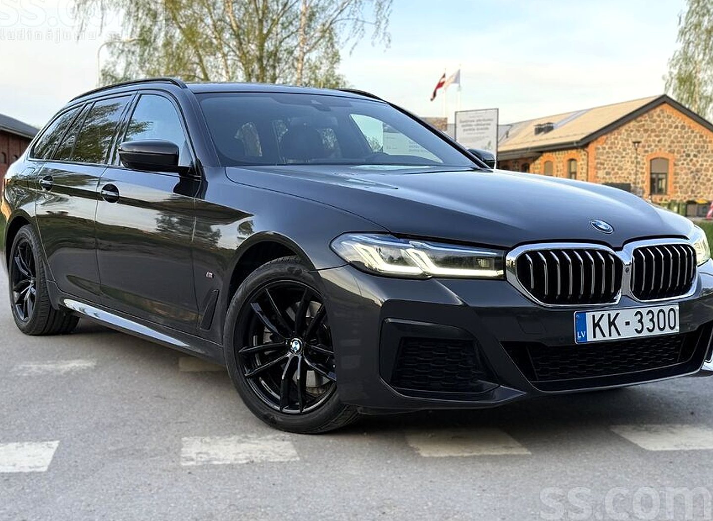 BMW 520 — foto 3