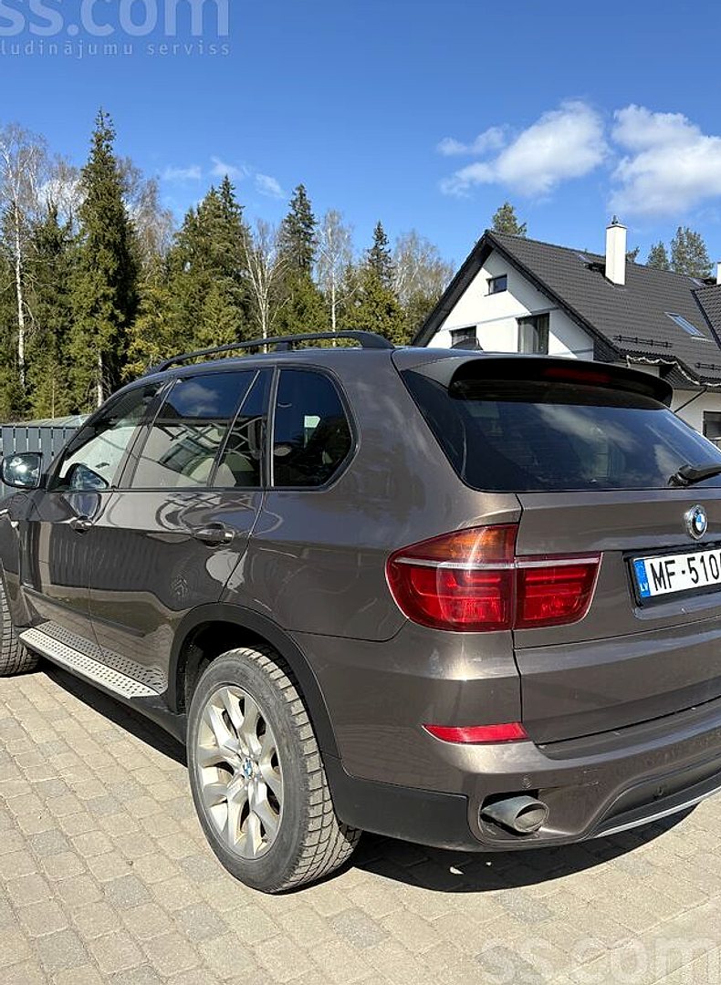 BMW X5 — foto 2