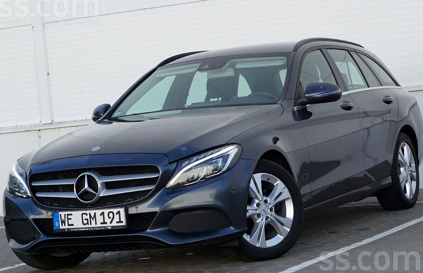 Mercedes-Benz C220 — foto 4