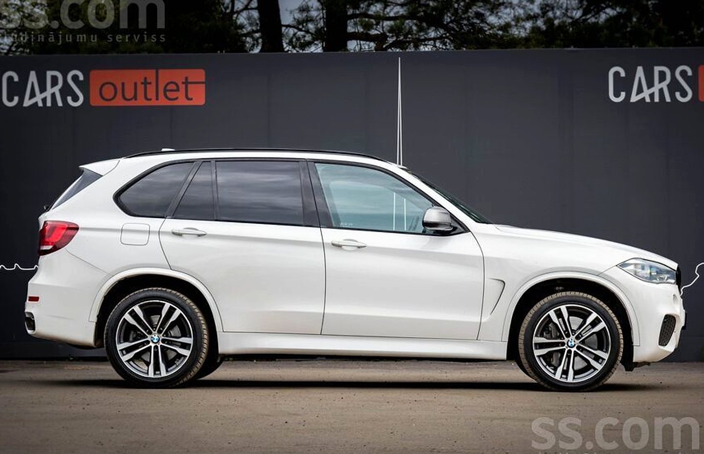 BMW X5 — foto 4