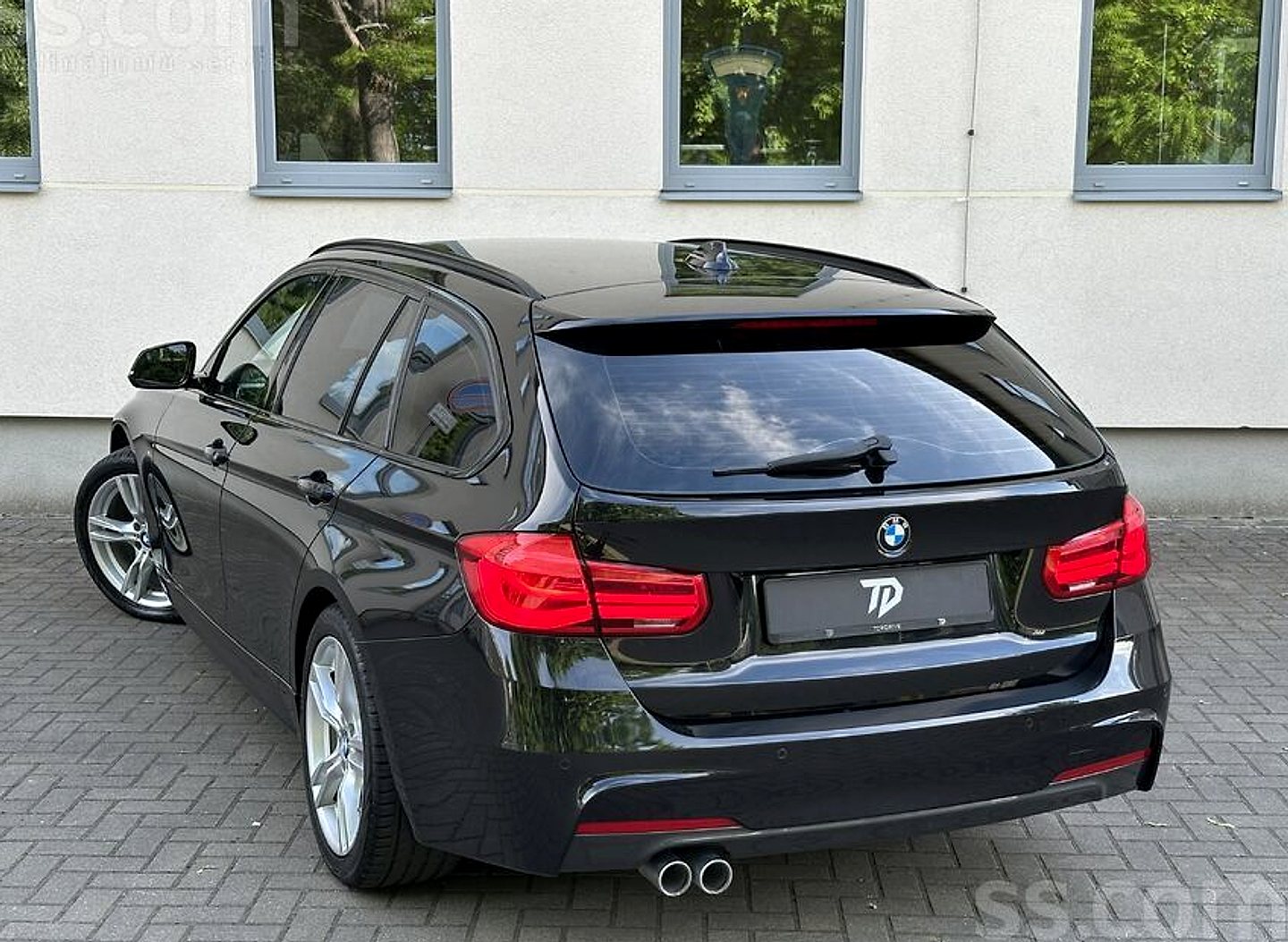 BMW 320 — foto 5