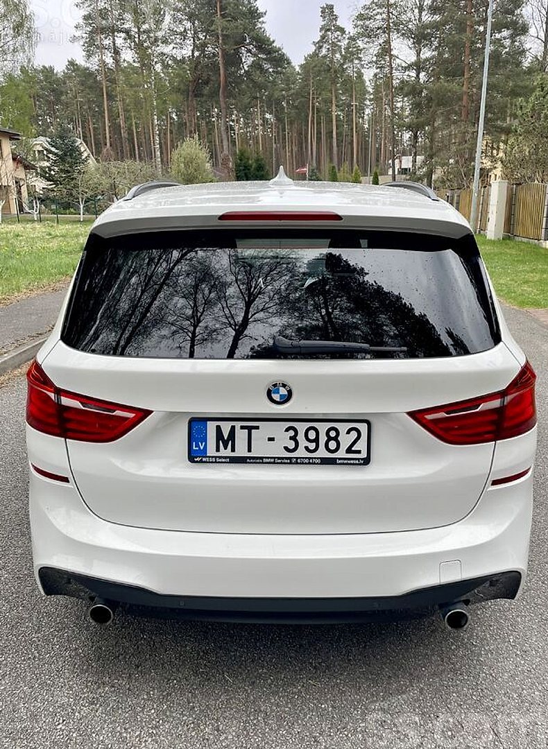 BMW 220 — foto 6
