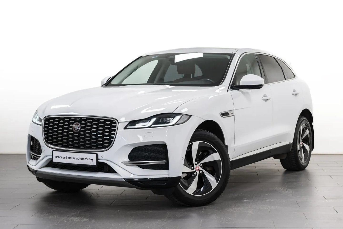 Jaguar F PACE, 2021. gads