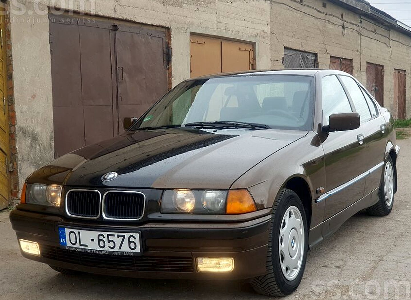 BMW 320 — foto 3