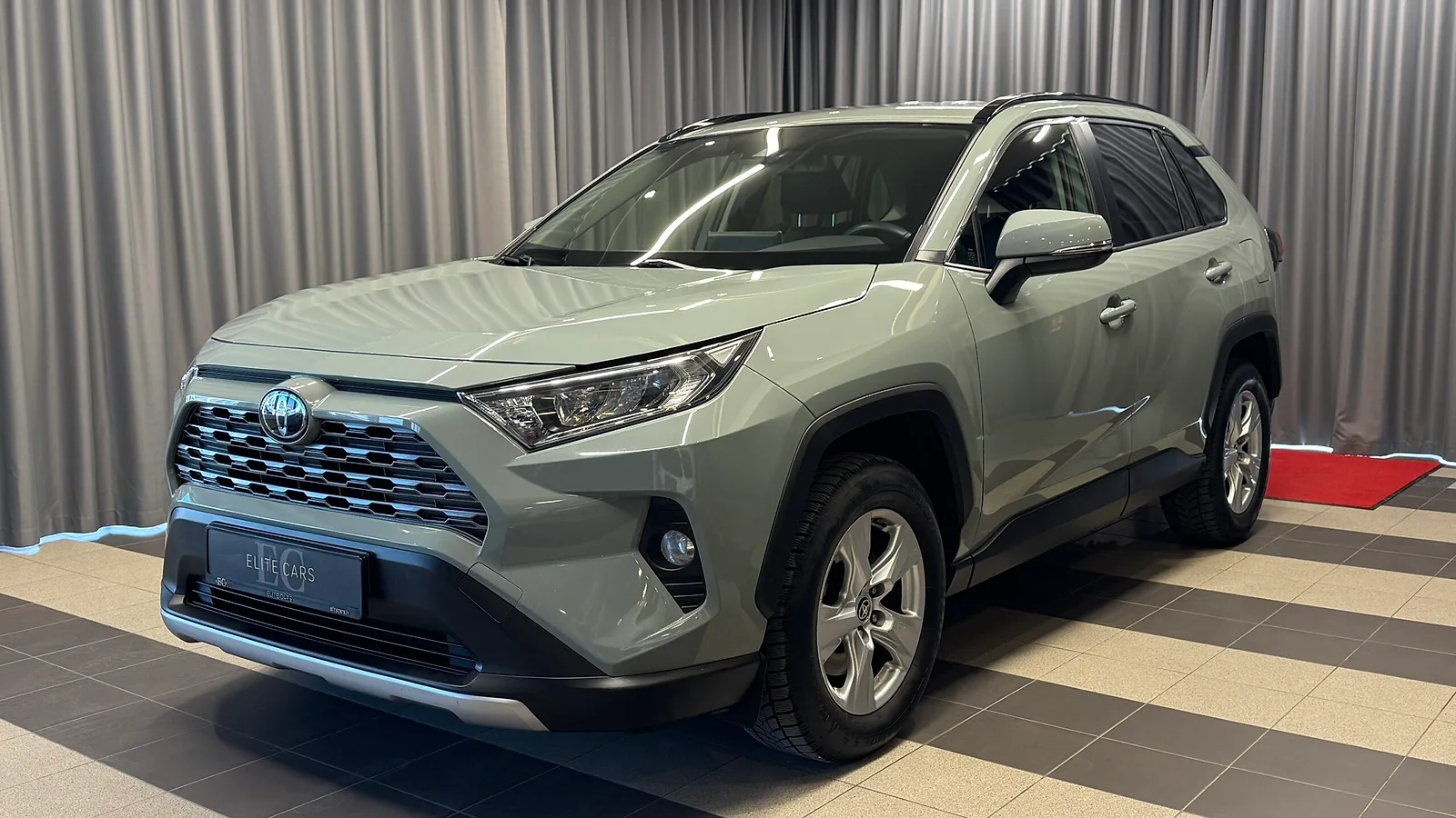 Toyota Rav4, 2021. gads